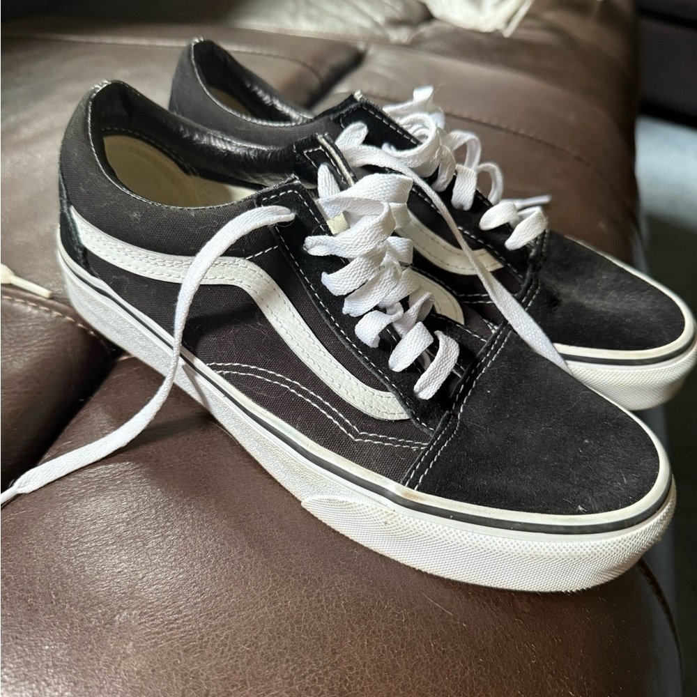 Vans old school Black and White Women's Sneakers